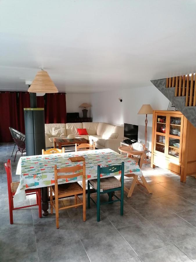 Maison Renovee En Pierres Sejour Spacieux Avec Jardin Et Terrasse Amenagee Pres Omaha Beach & Bayeux A 5Mn De La Mer Tous Commerces Commes Exterior foto