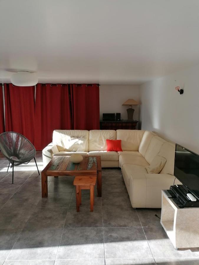 Maison Renovee En Pierres Sejour Spacieux Avec Jardin Et Terrasse Amenagee Pres Omaha Beach & Bayeux A 5Mn De La Mer Tous Commerces Commes Exterior foto
