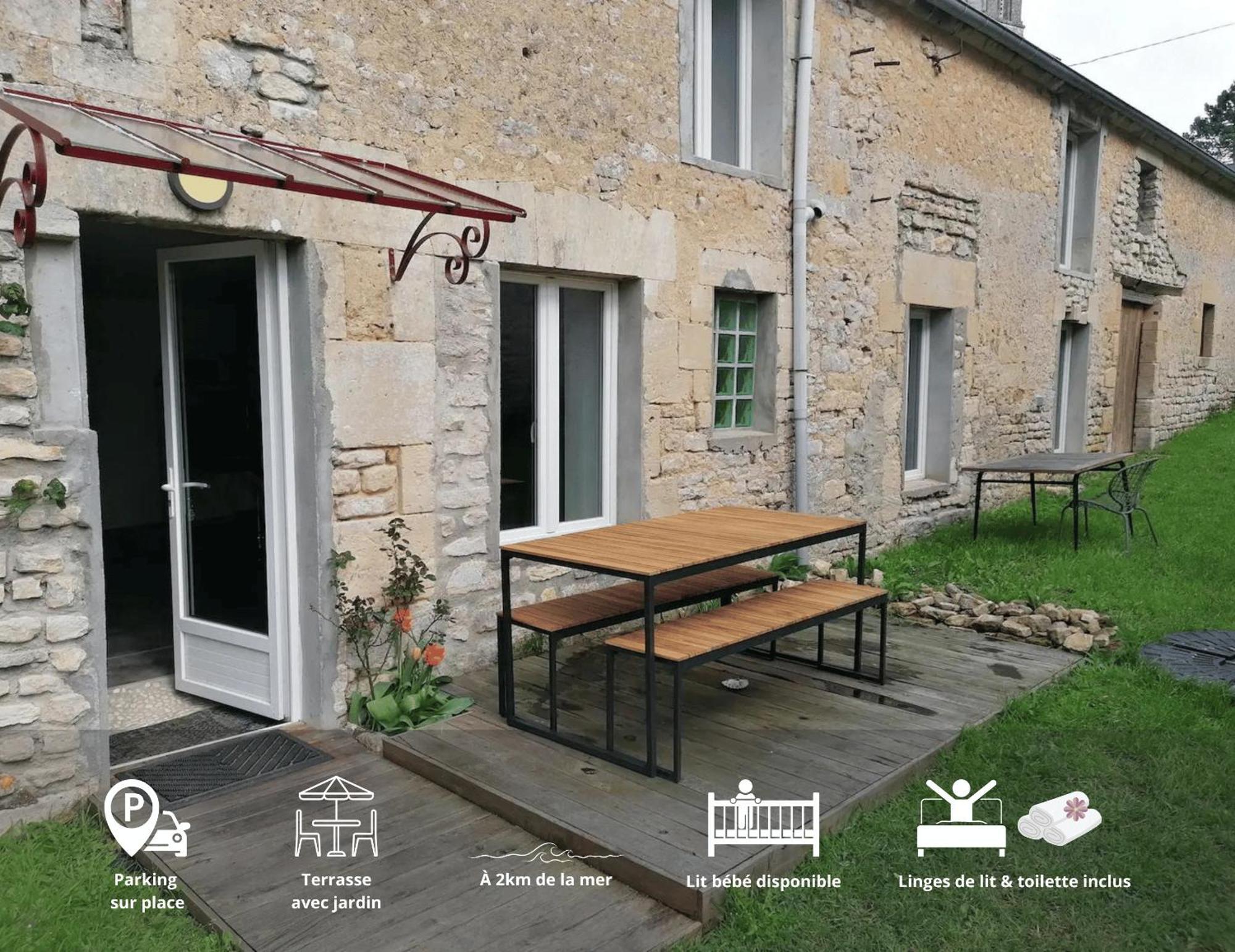 Maison Renovee En Pierres Sejour Spacieux Avec Jardin Et Terrasse Amenagee Pres Omaha Beach & Bayeux A 5Mn De La Mer Tous Commerces Commes Exterior foto